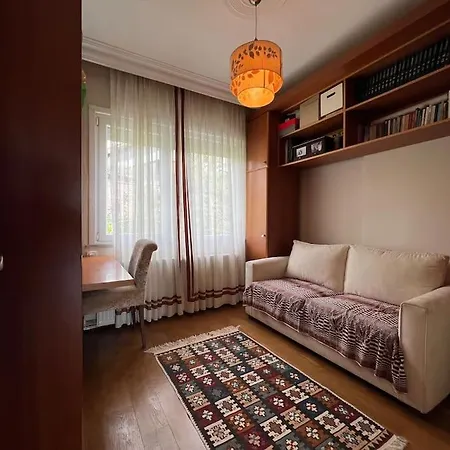 Apartamento Cozy Flat W/ Bosphorus View & Jacuzzi *