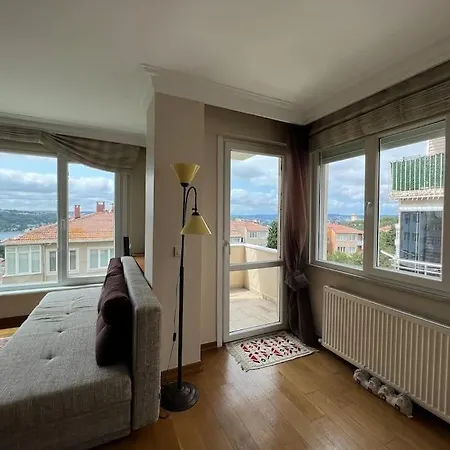 Cozy Flat W/ Bosphorus View & Jacuzzi Apartamento