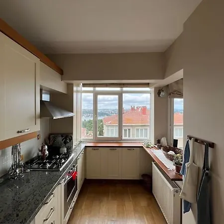 Apartamento Cozy Flat W/ Bosphorus View & Jacuzzi *