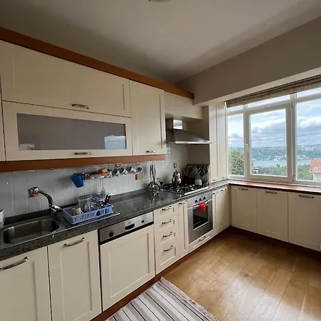 Apartamento Cozy Flat W/ Bosphorus View & Jacuzzi