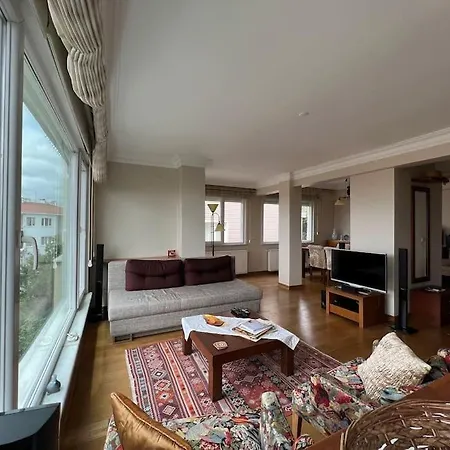 Apartamento Cozy Flat W/ Bosphorus View & Jacuzzi *